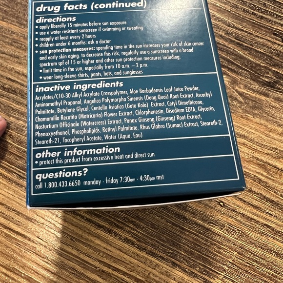 Bioelements SPF 50 facescreen NWT‎ - Picture 7 of 10